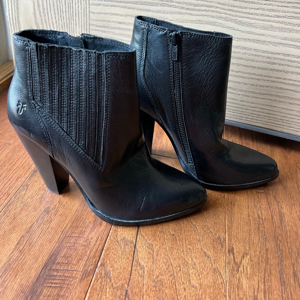 Black Leather Frye Ankle High-Heeled Booties
